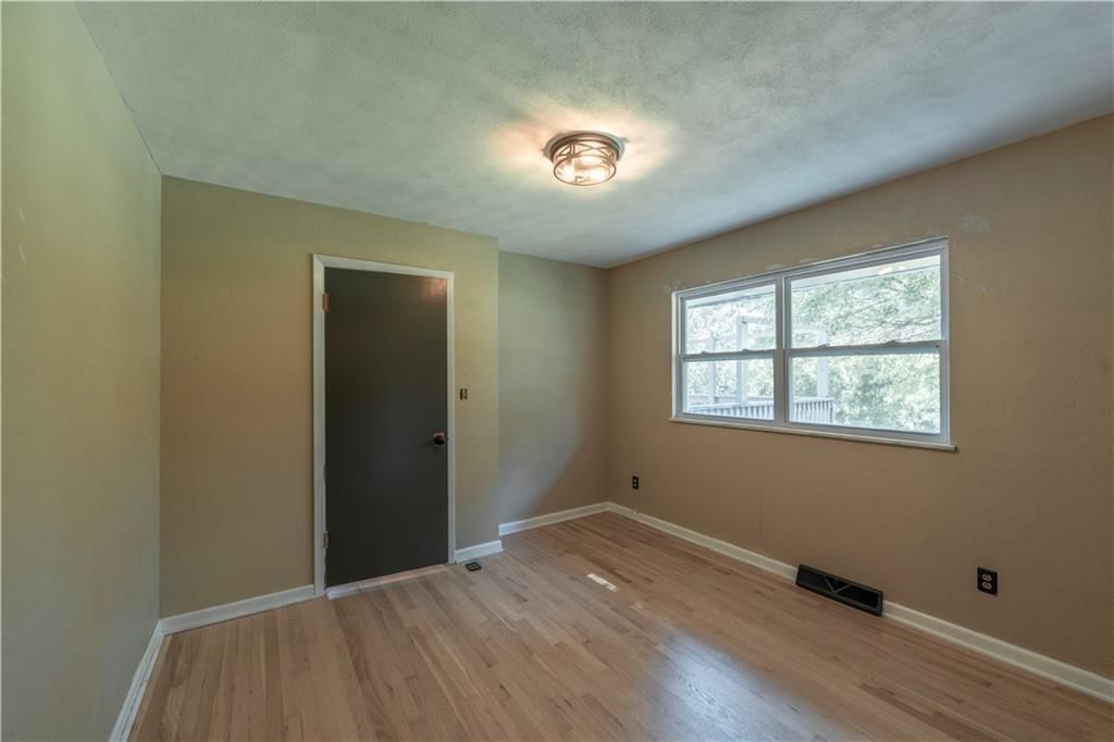 2806 N River Boulevard — photo 6