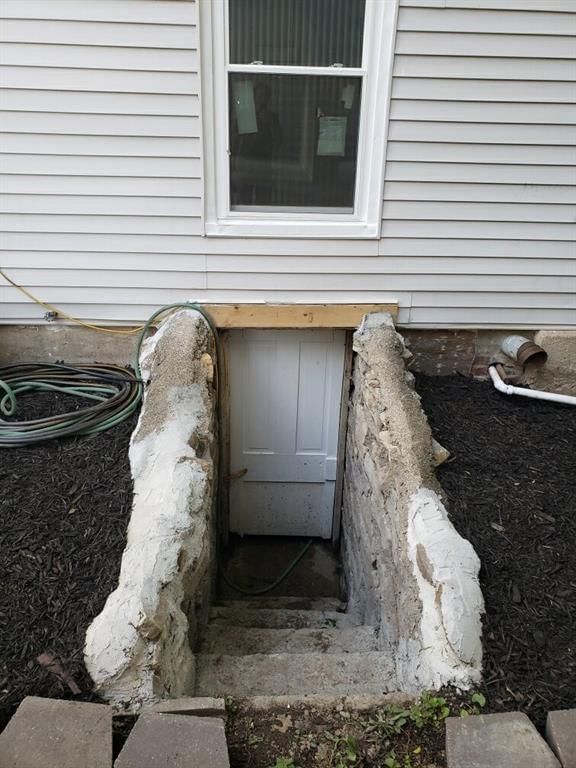 88 N Douglas Street — photo 16