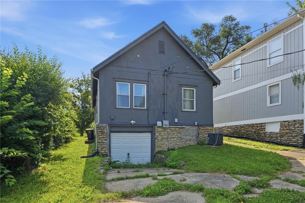 6638 Broadmoor Street — photo 25