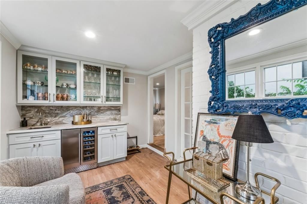 6042 Howe Drive — photo 19