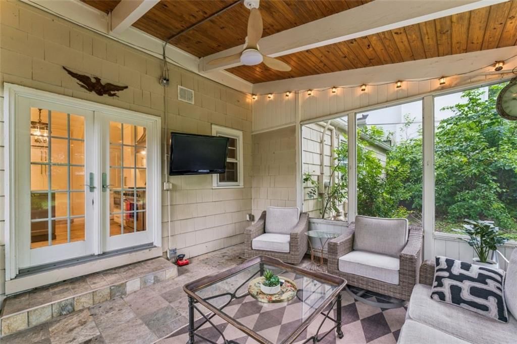 6042 Howe Drive — photo 24