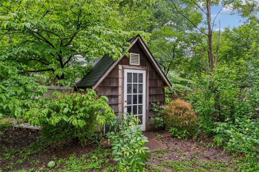 6042 Howe Drive — photo 42