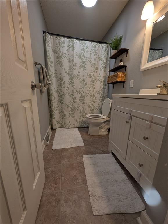 218 N Hale Street — photo 16