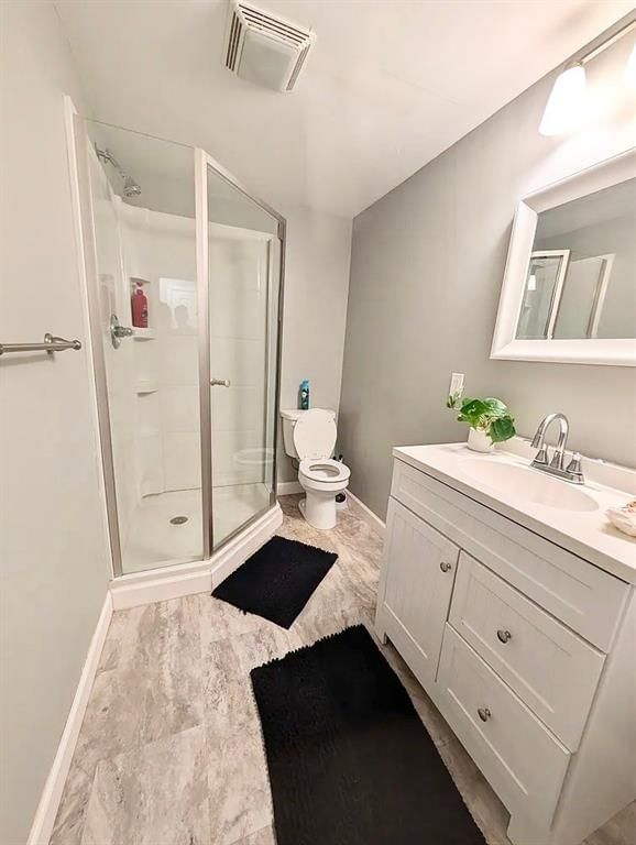 218 N Hale Street — photo 22