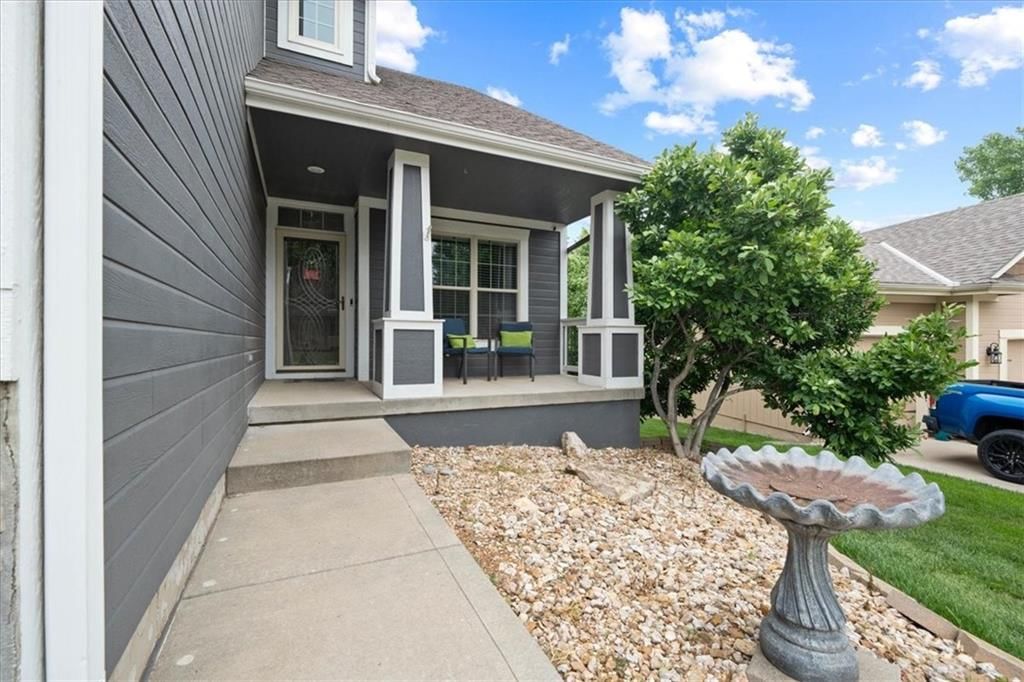 1304 ASHDOWN Circle — photo 3