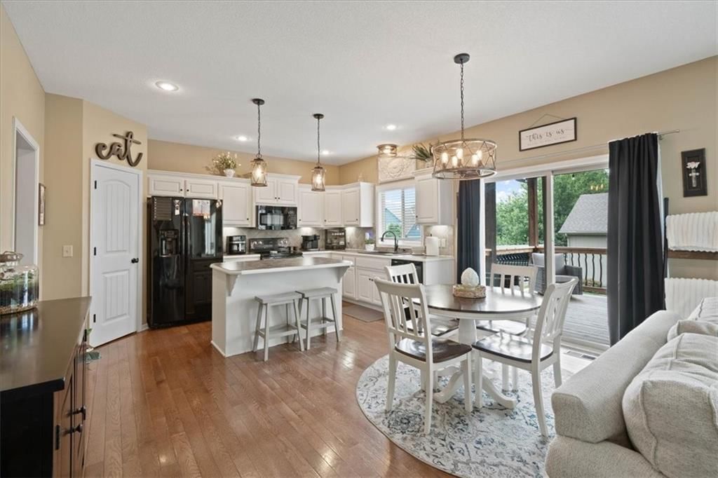 1304 ASHDOWN Circle — photo 9