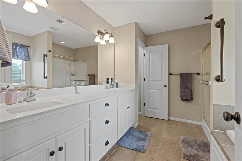 1304 ASHDOWN Circle — photo 20