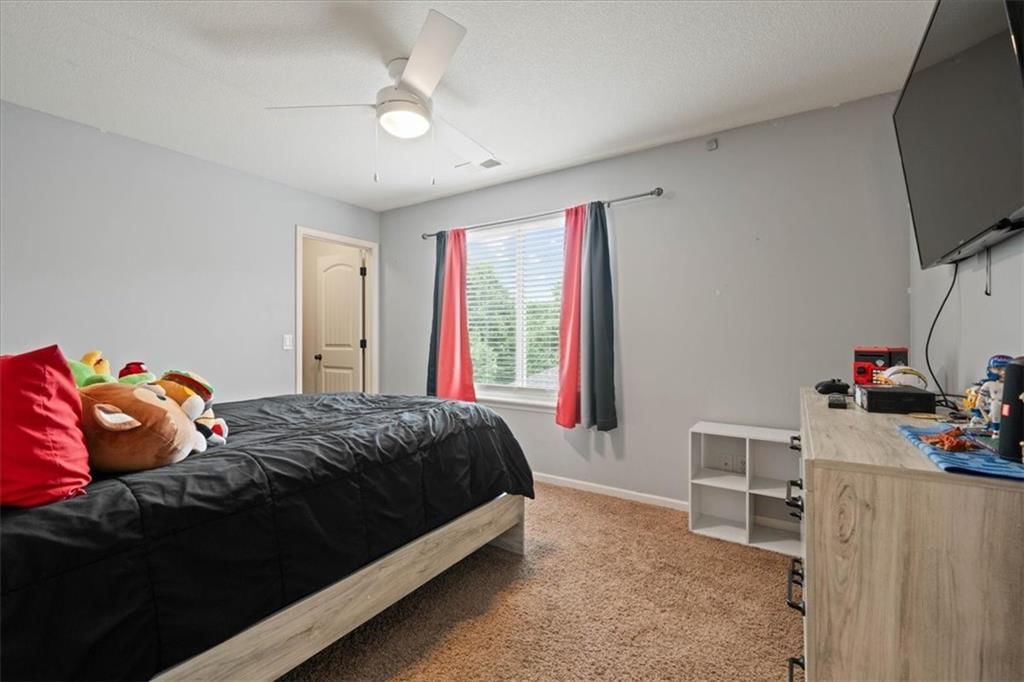 1304 ASHDOWN Circle — photo 23