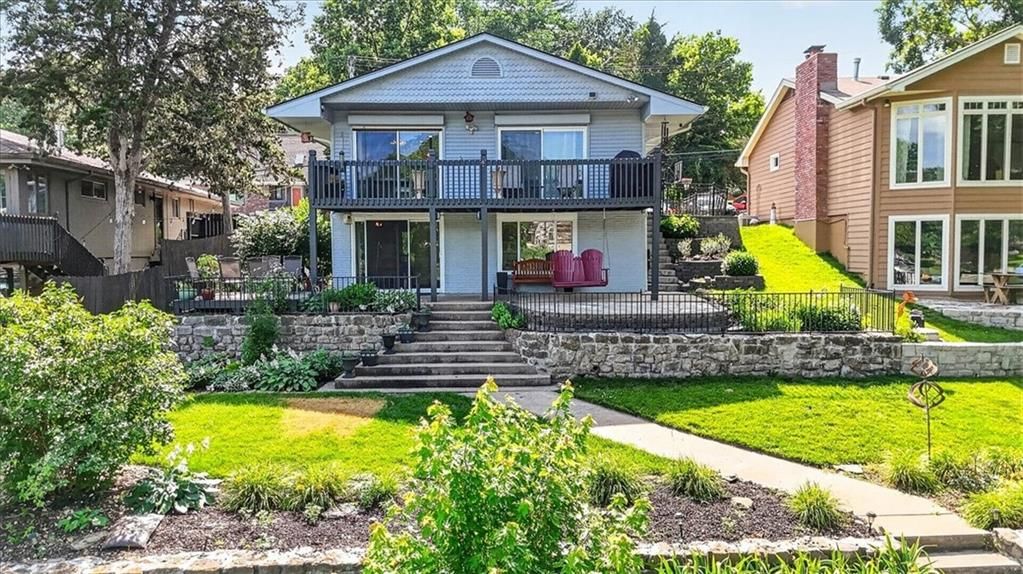 36 BEACH Drive, Lake Tapawingo, MO
