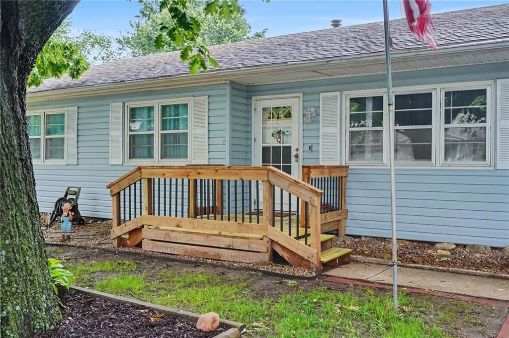 1615 E Glenn Drive — photo 5