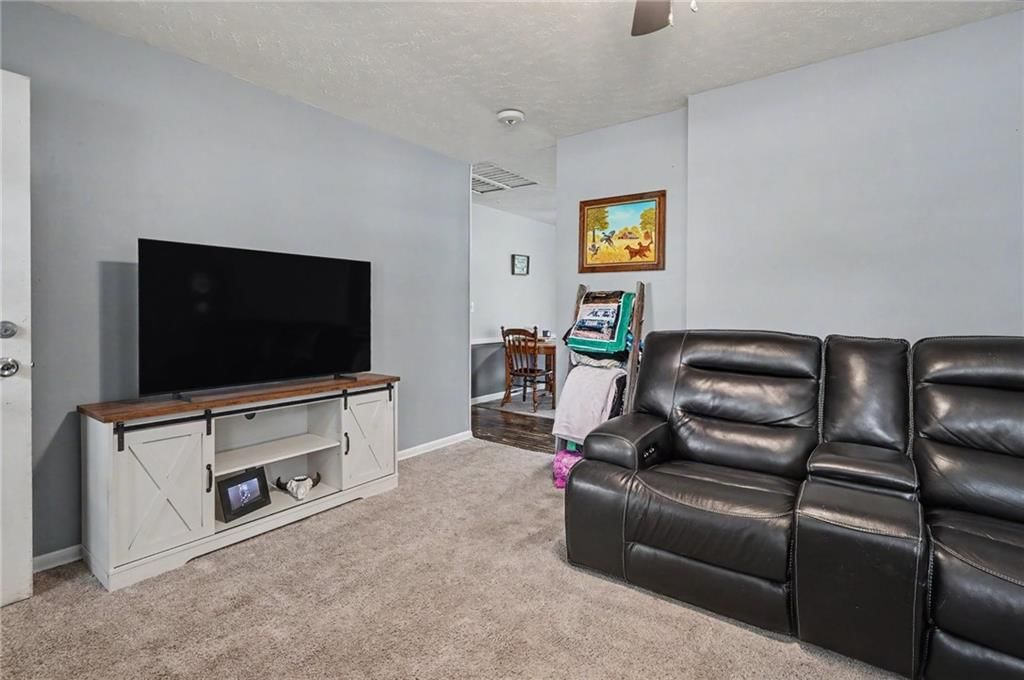 1615 E Glenn Drive — photo 8