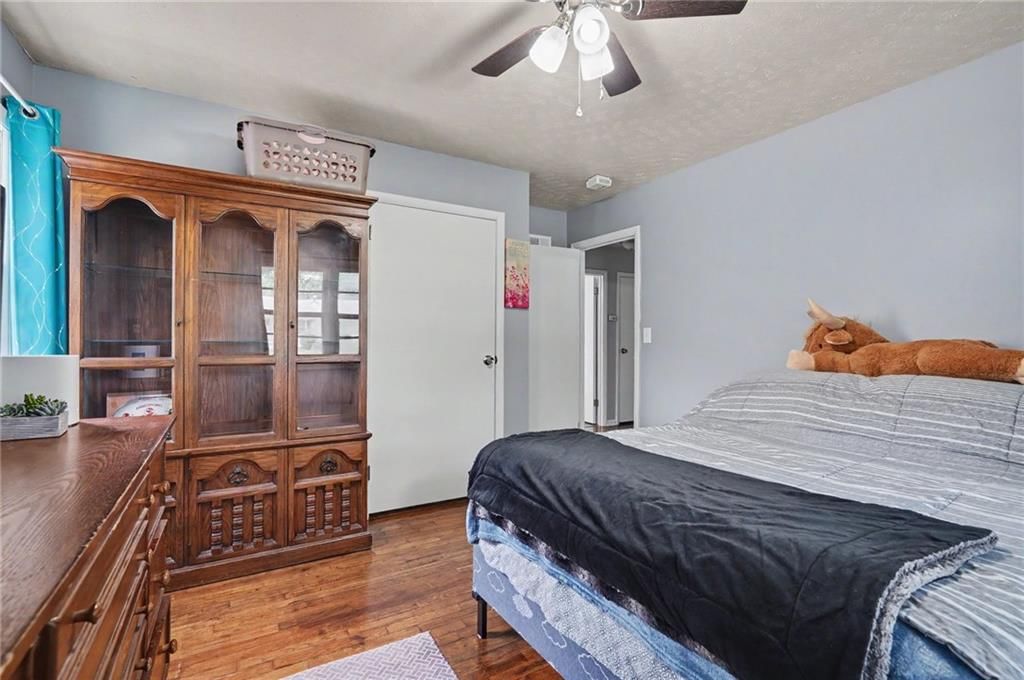 1615 E Glenn Drive — photo 19