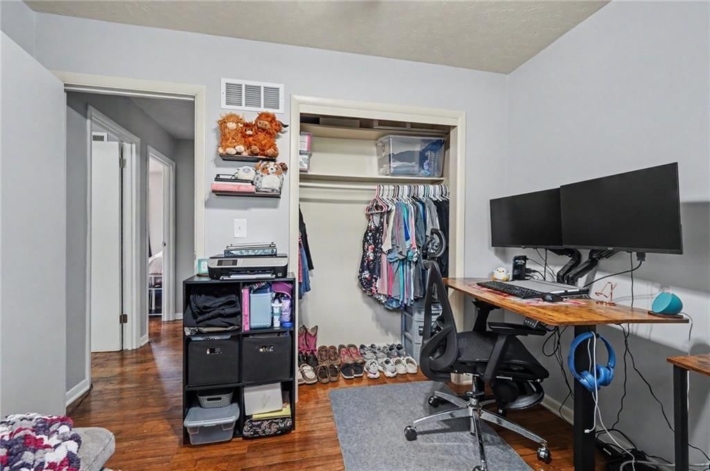 1615 E Glenn Drive — photo 21
