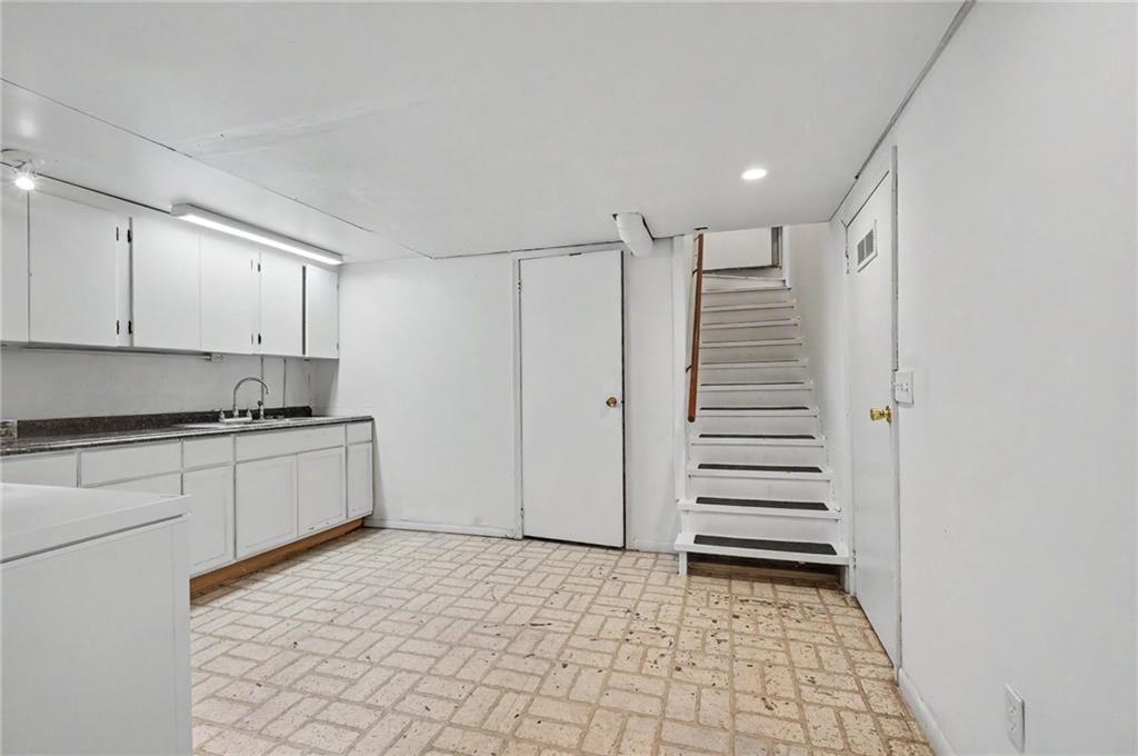 1615 E Glenn Drive — photo 23