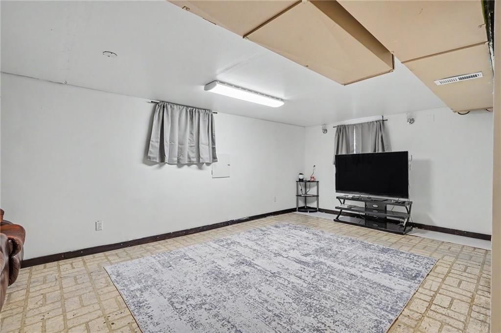 1615 E Glenn Drive — photo 24