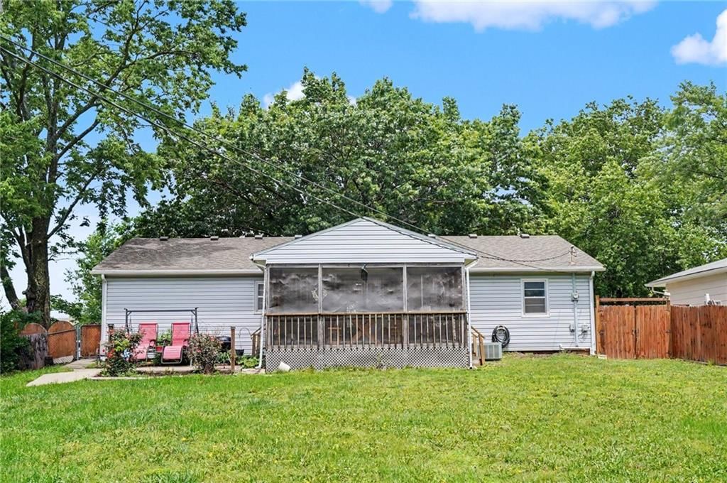 1615 E Glenn Drive — photo 36