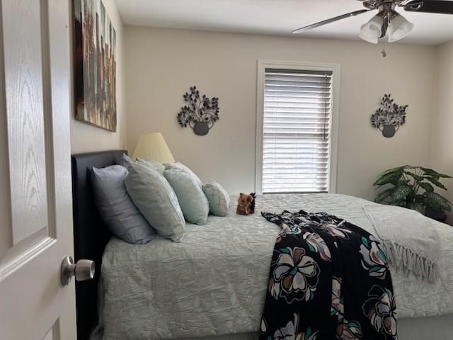 11915 Sycamore Avenue — photo 12