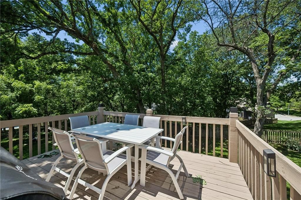 8534 N FLORA Avenue — photo 32