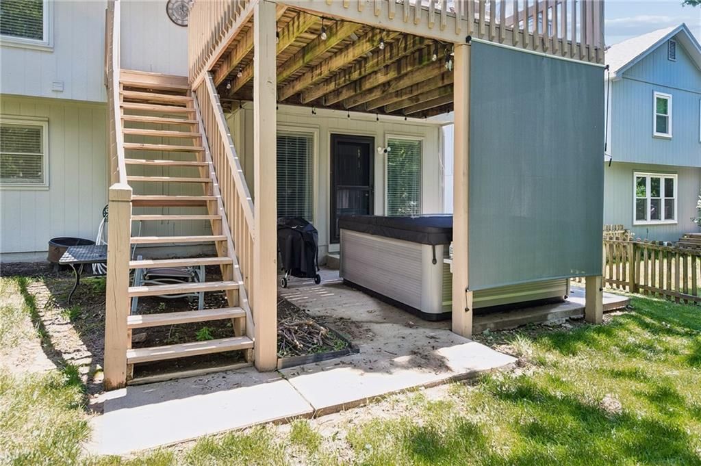 8534 N FLORA Avenue — photo 34