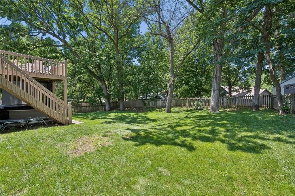 8534 N FLORA Avenue — photo 35
