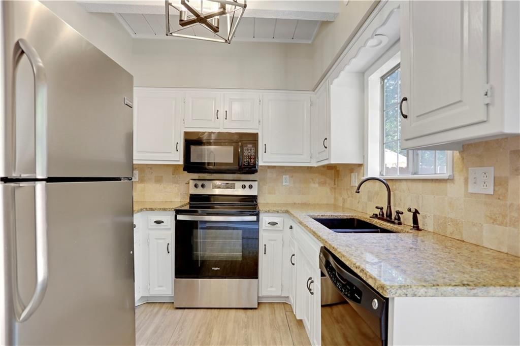 10111 EDELWEISS Circle — photo 7