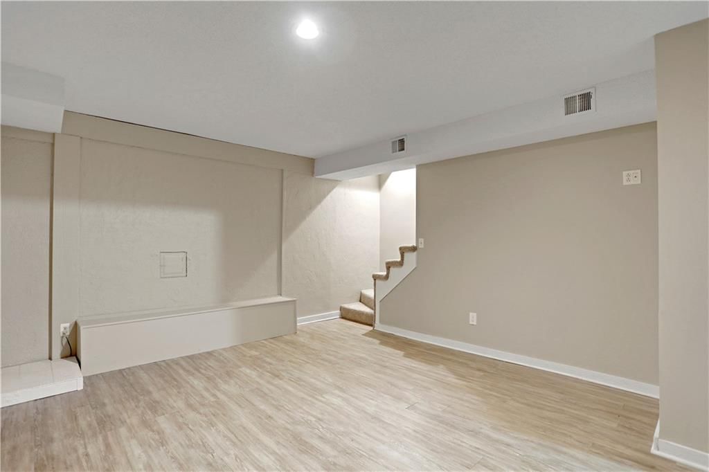 10111 EDELWEISS Circle — photo 13
