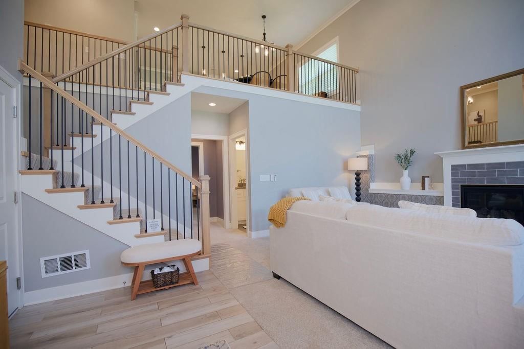 Photo 11 of 62 - 5807 N Bell Court, Kansas City, MO 64118
