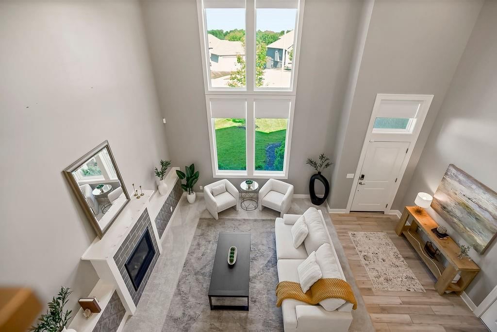 Photo 13 of 62 - 5807 N Bell Court, Kansas City, MO 64118