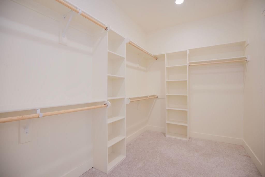 Photo 35 of 62 - 5807 N Bell Court, Kansas City, MO 64118