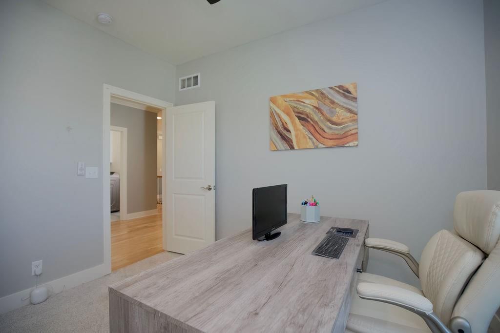 Photo 41 of 62 - 5807 N Bell Court, Kansas City, MO 64118