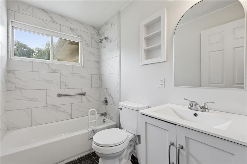 907 NE 61st Street — photo 19