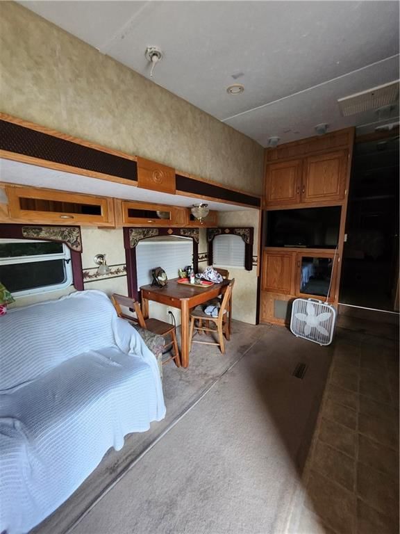 77 Deepwoods Drive — photo 8