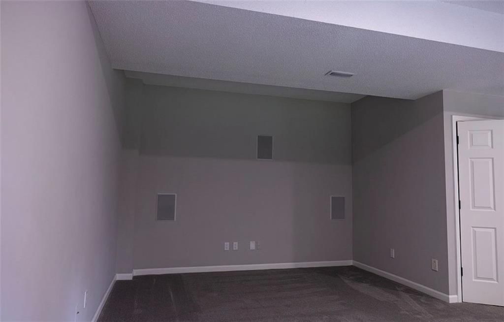 1122 Blue Bird Lane — photo 34