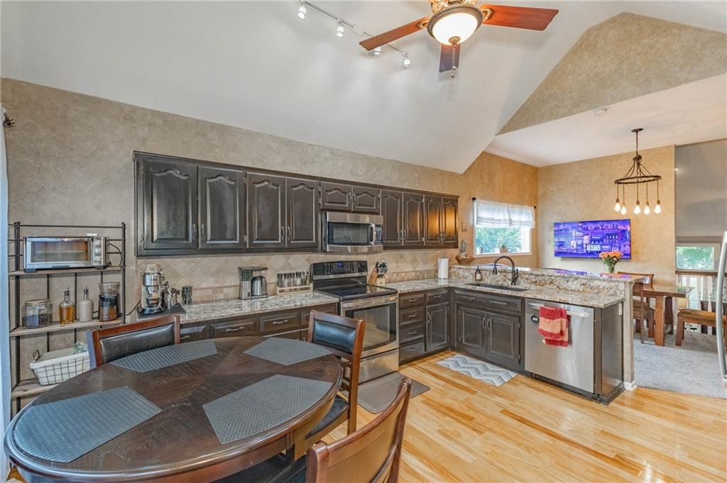 10912 Cottonwood Street — photo 7
