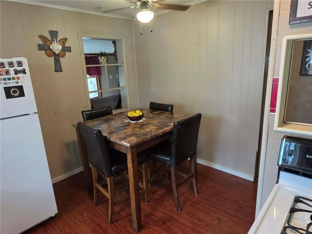 527 S Kansas Avenue — photo 14