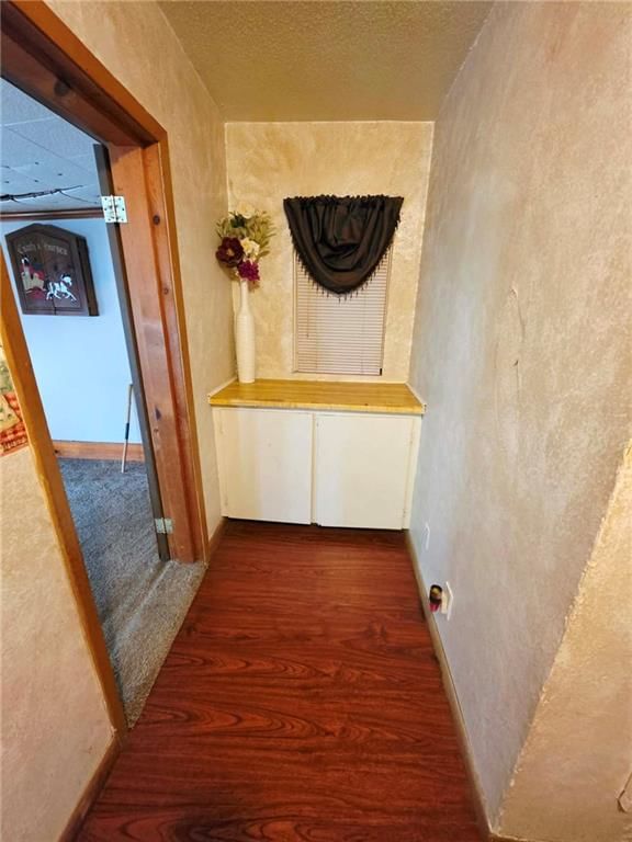 527 S Kansas Avenue — photo 27