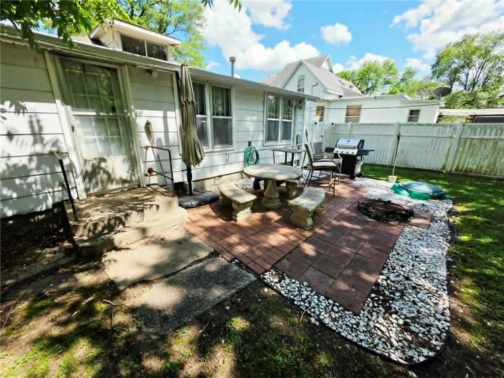527 S Kansas Avenue — photo 34