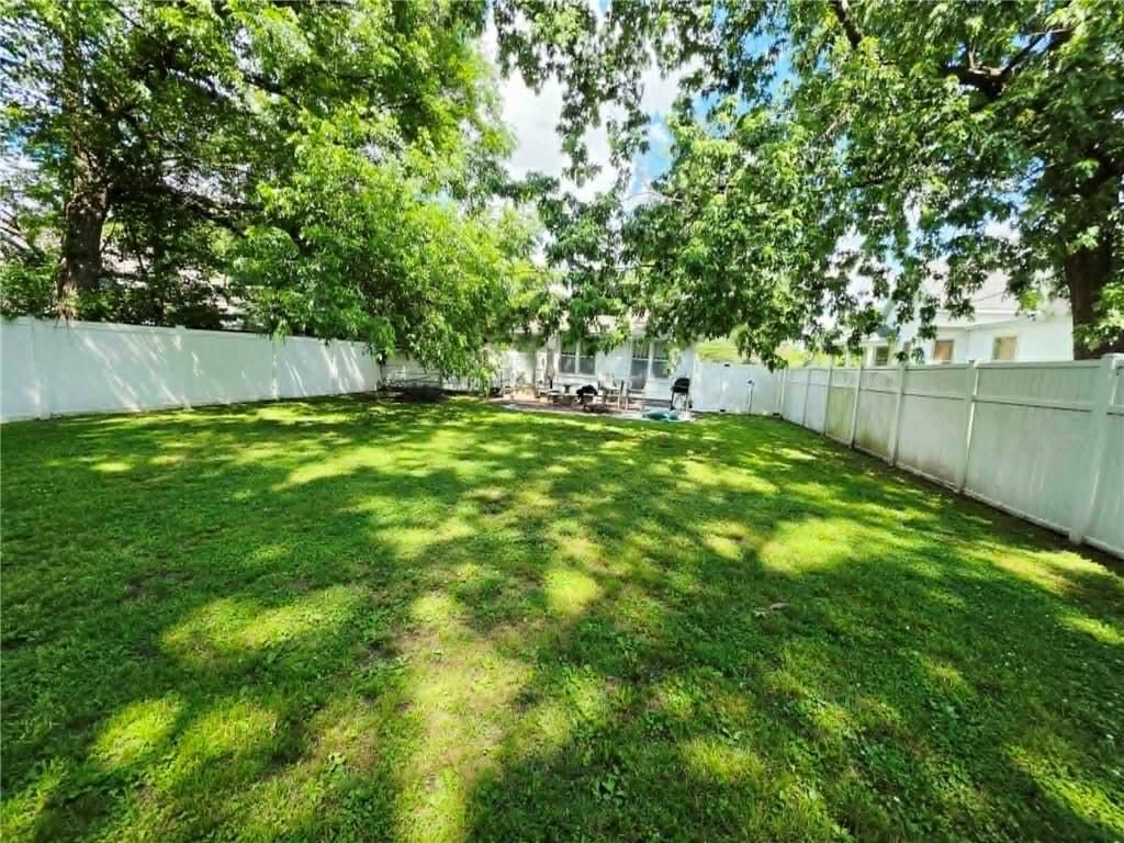 527 S Kansas Avenue — photo 36