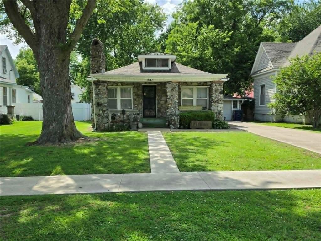 527 S Kansas Avenue — photo 37