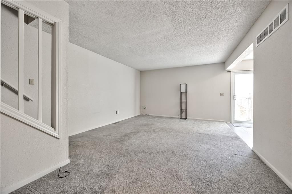 1421 E Mart-Way Circle — photo 12