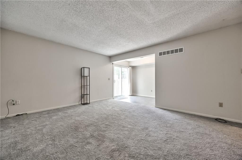 1421 E Mart-Way Circle — photo 13