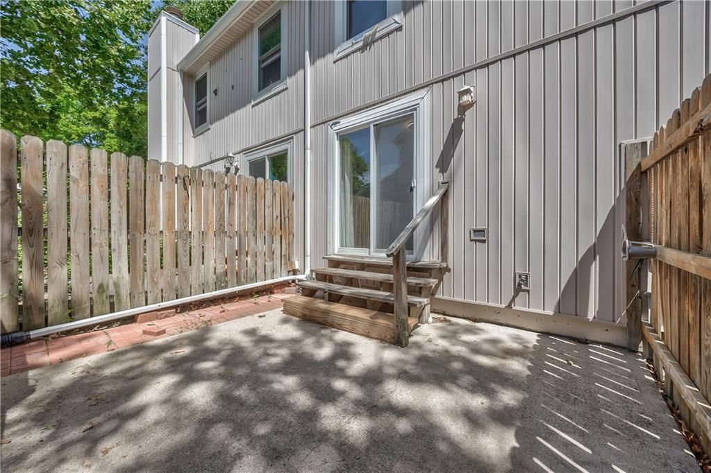 1421 E Mart-Way Circle — photo 23