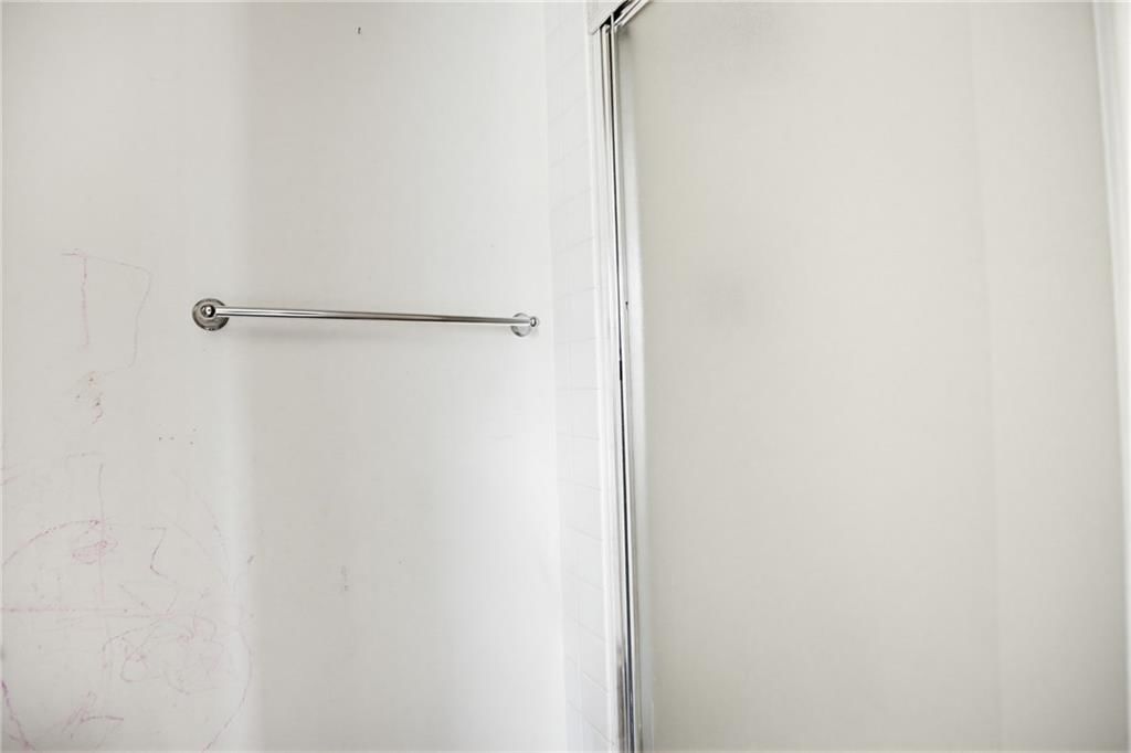 10 W 9th Street — photo 11