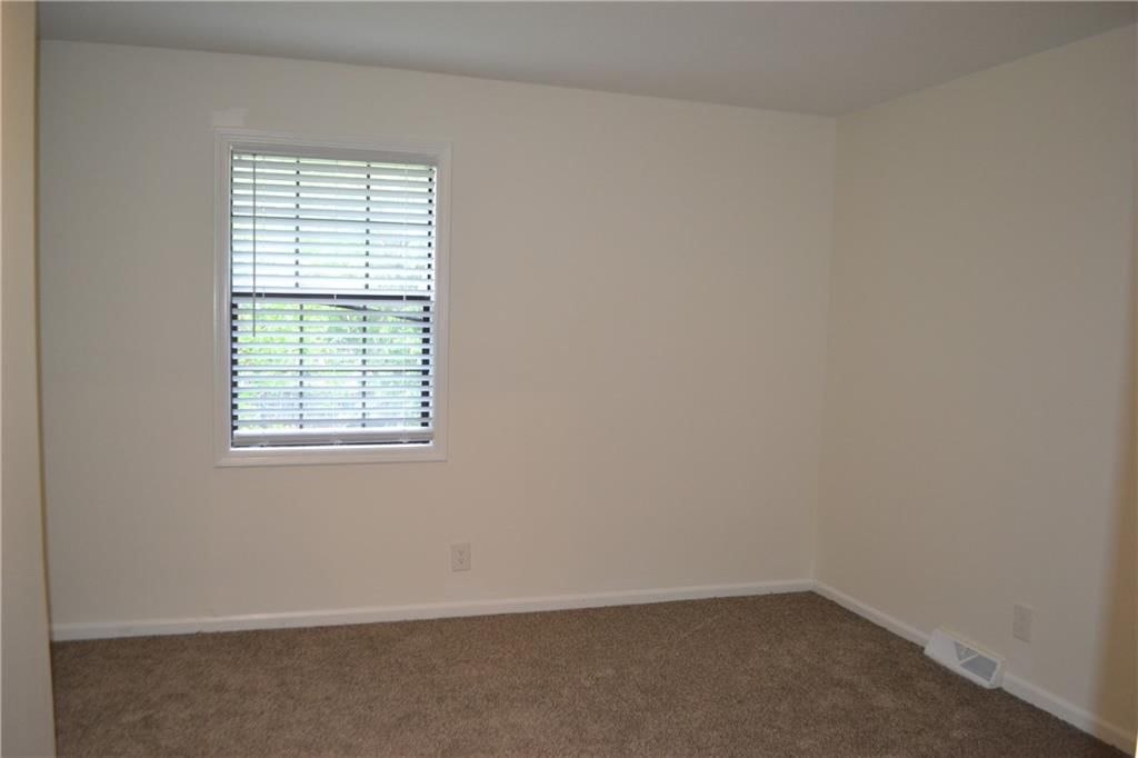 1102 W Sheridan Street — photo 10