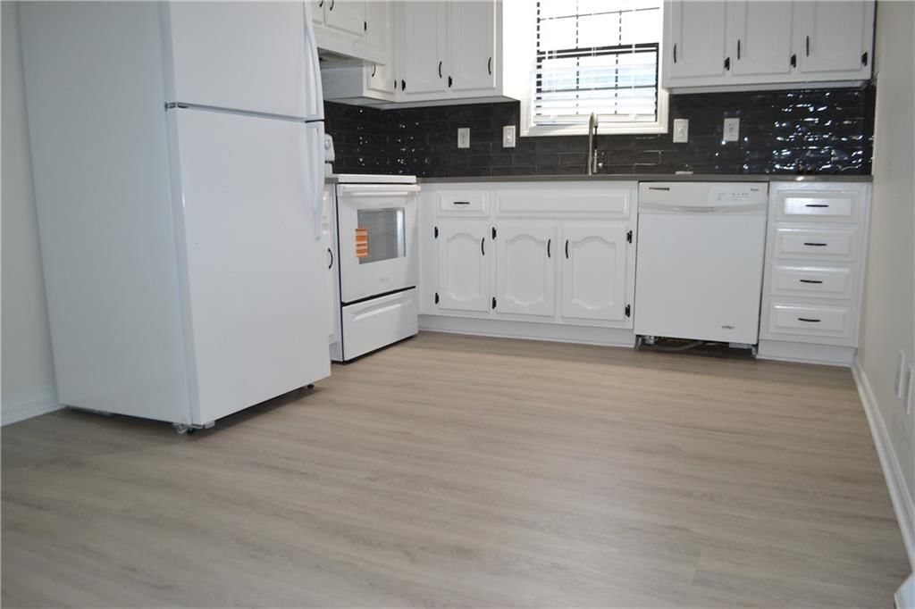 1102 W Sheridan Street — photo 12