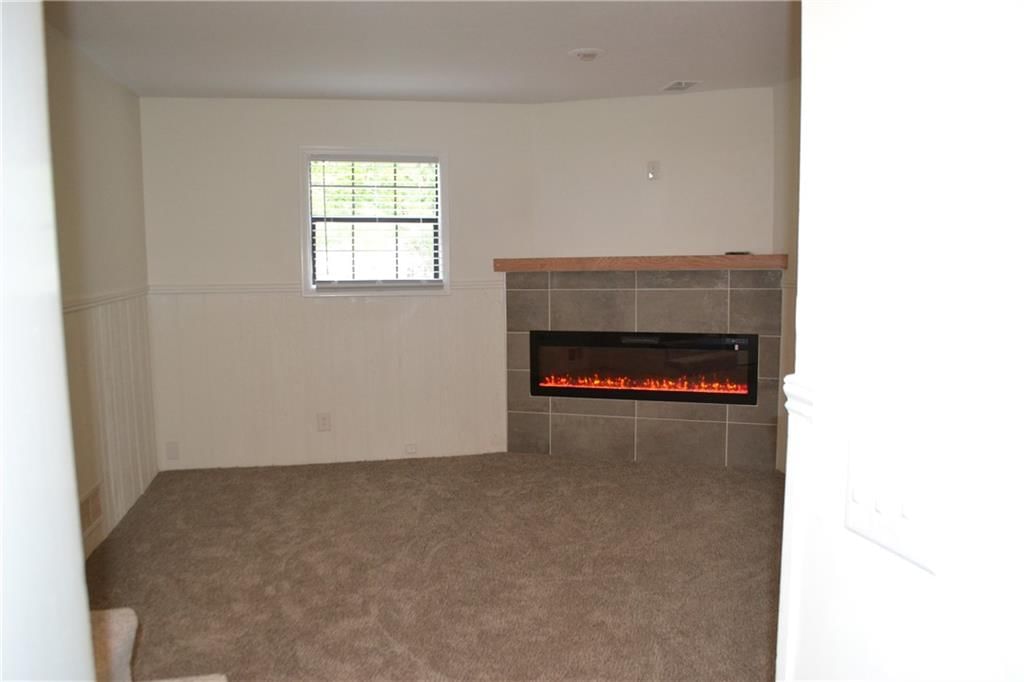 1102 W Sheridan Street — photo 17