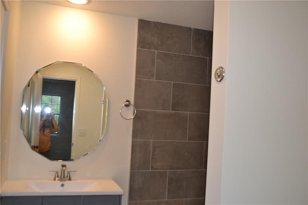 1102 W Sheridan Street — photo 23