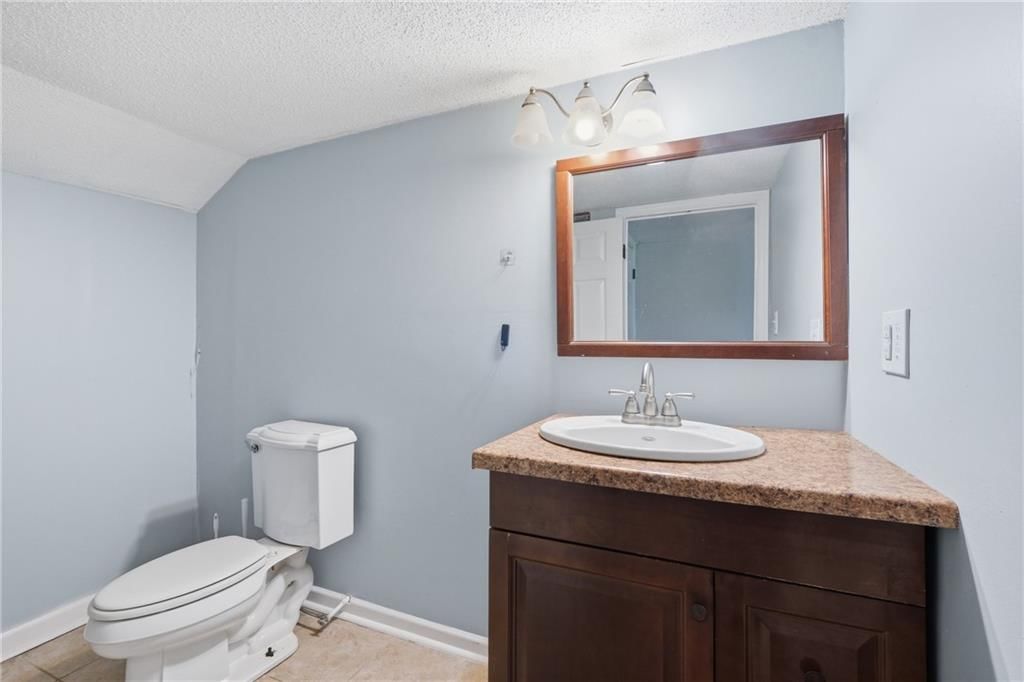 3209 N 155th Street — photo 38