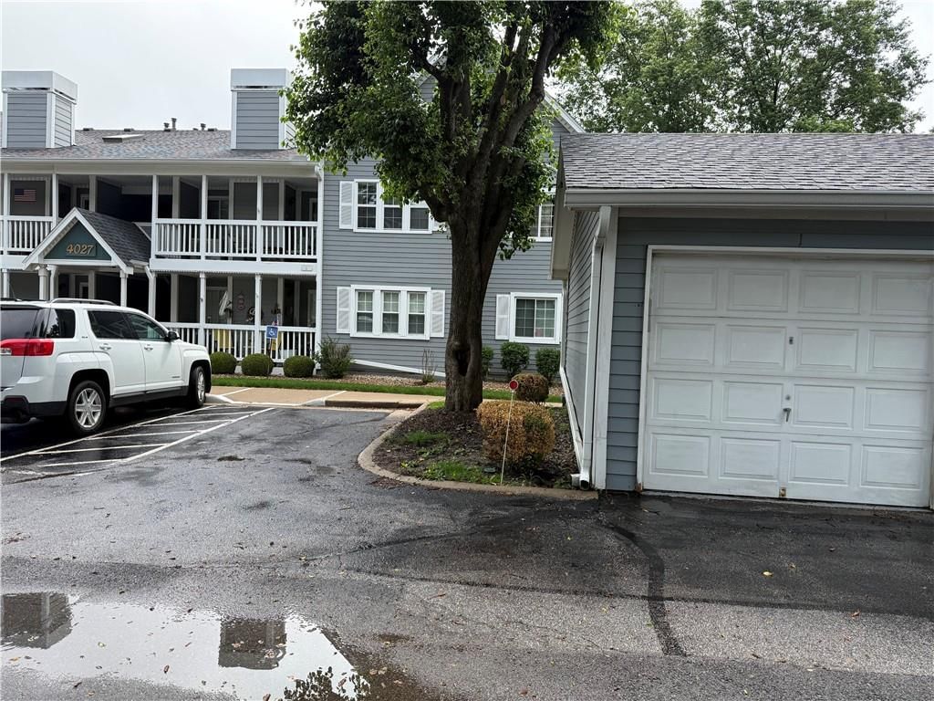 4027 S Crysler Avenue — photo 2