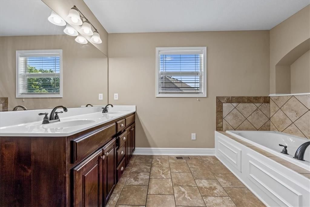 806 154th Circle — photo 16